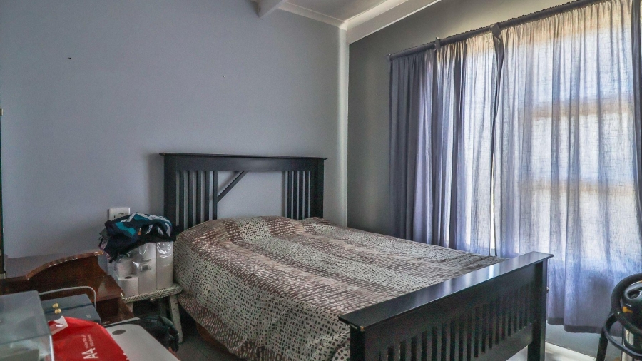 4 Bedroom Property for Sale in De Kelders Western Cape